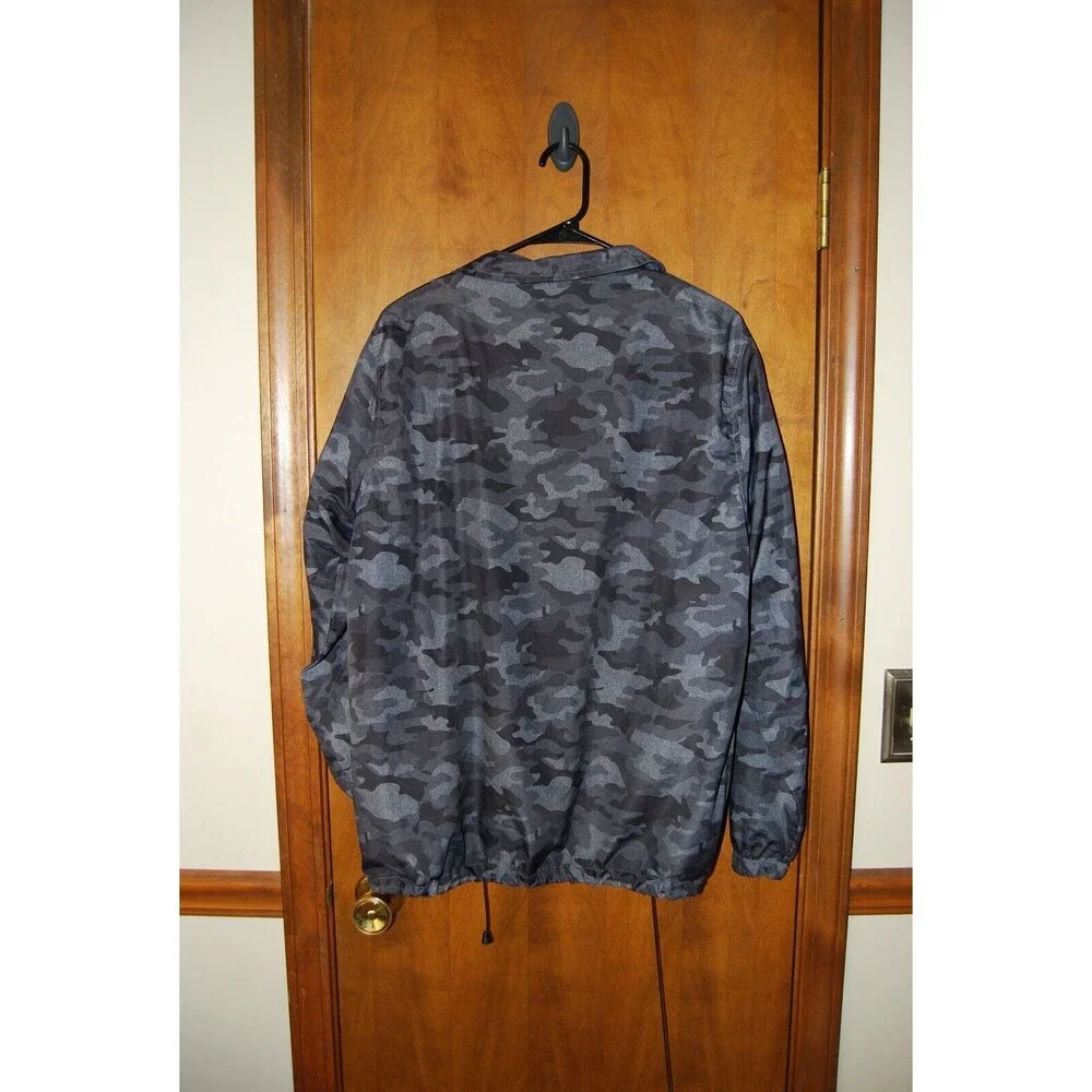 Molokai Surf Co Jacket - Hooded Windbreaker Camouflage, Men’s sz L